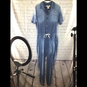 Spoon jeans blue chambray short sleeves drawstring waist jogger women jumpsuit